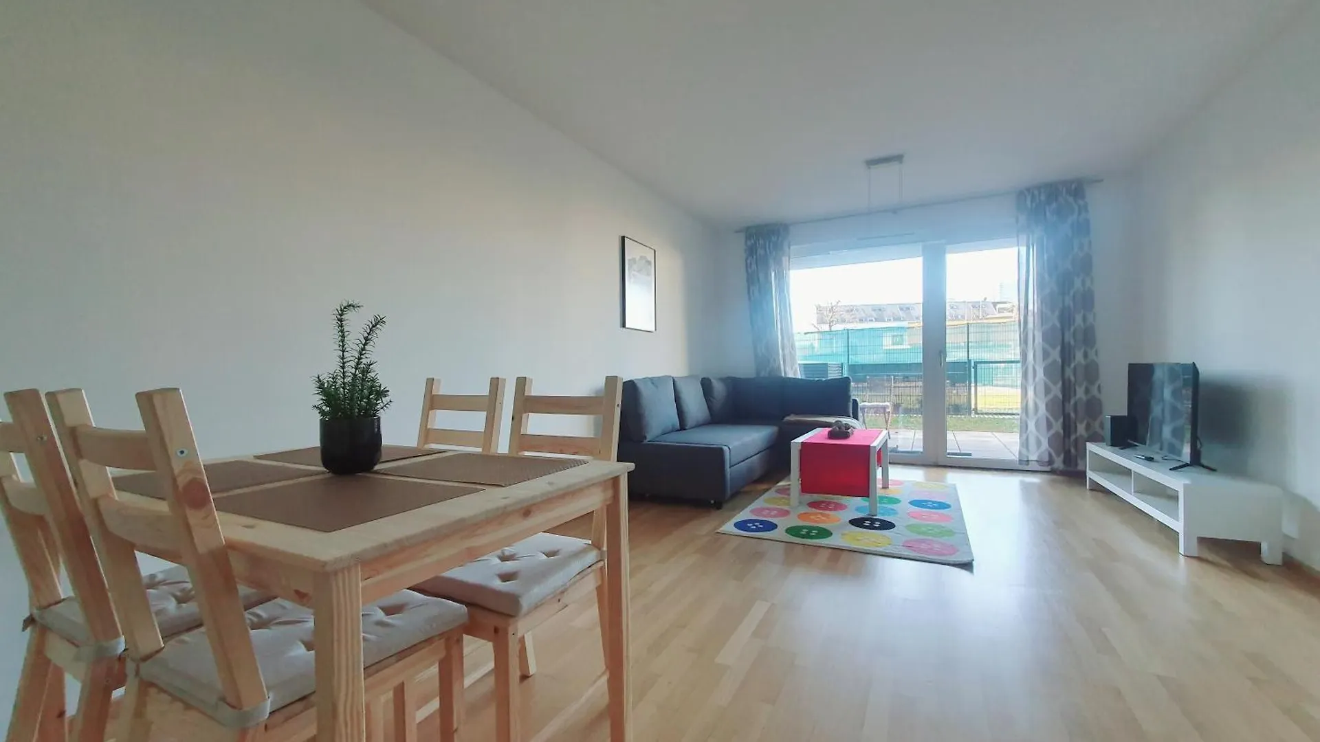 Near Lake One Bedroom Cute Apartment Vienna Austria